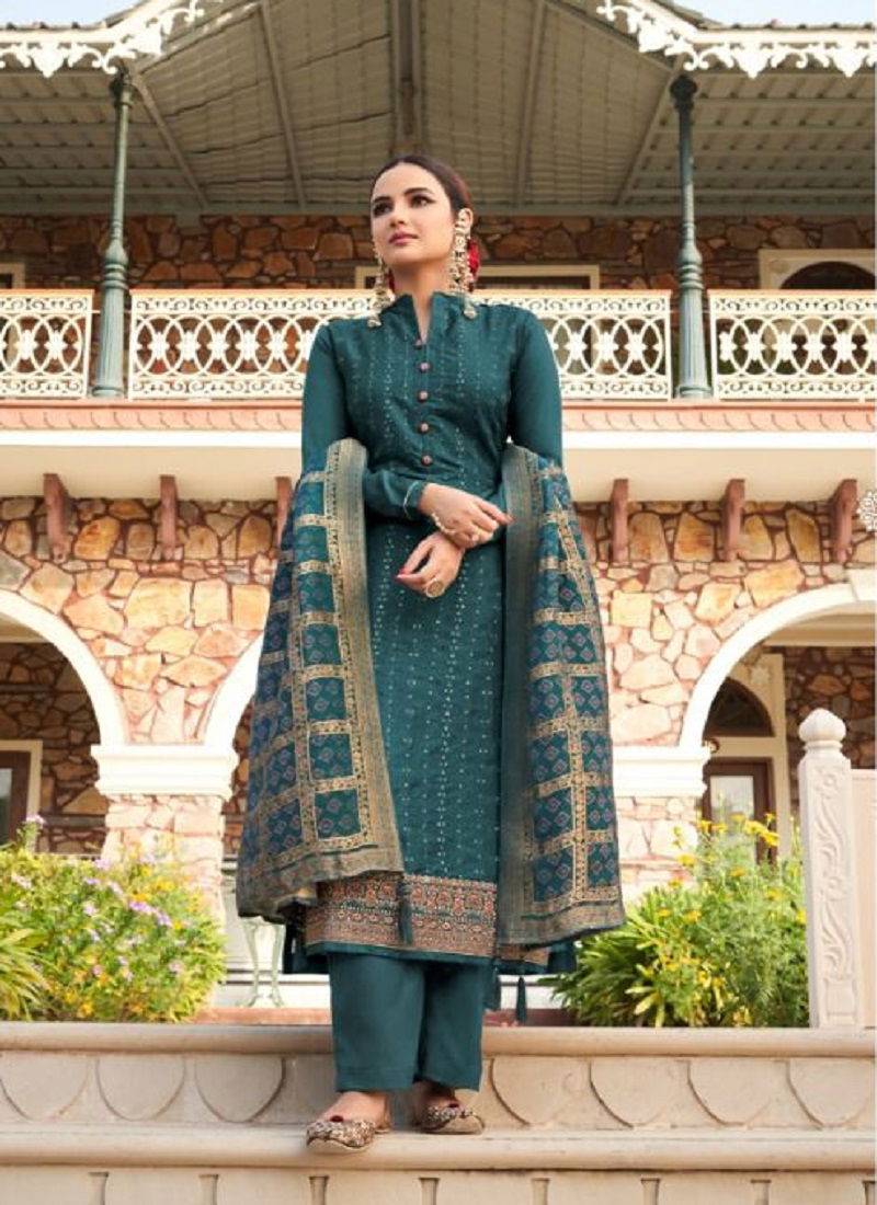 Amirah Jasmeen Heavy Festival Wear Wholesale Printed Designer Suits
